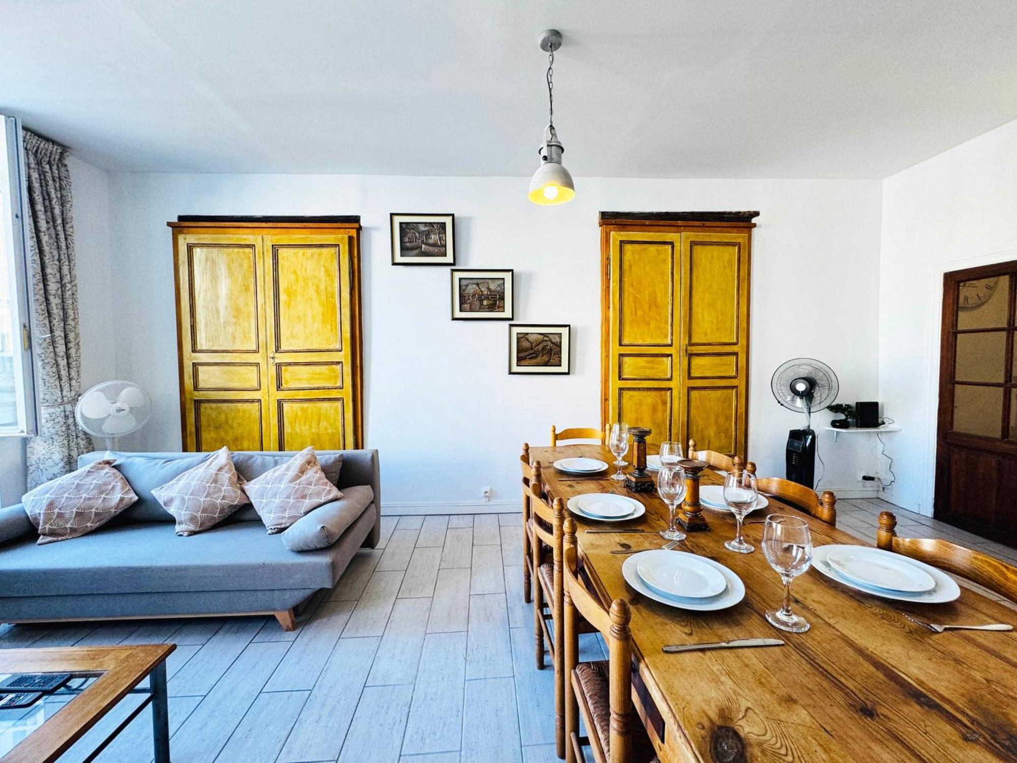 Monségur Maison De Ville Au Coeur D'Une Bastide Historique מראה חיצוני תמונה